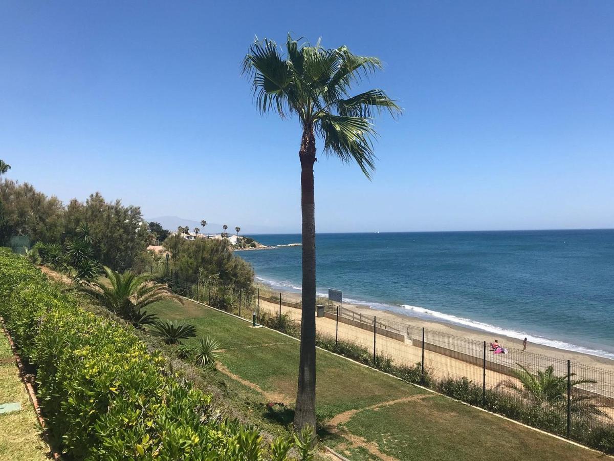 Luxury Three Bedroom Apartment At Estepona Esterno foto