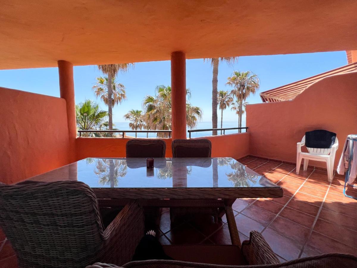 Luxury Three Bedroom Apartment At Estepona Esterno foto